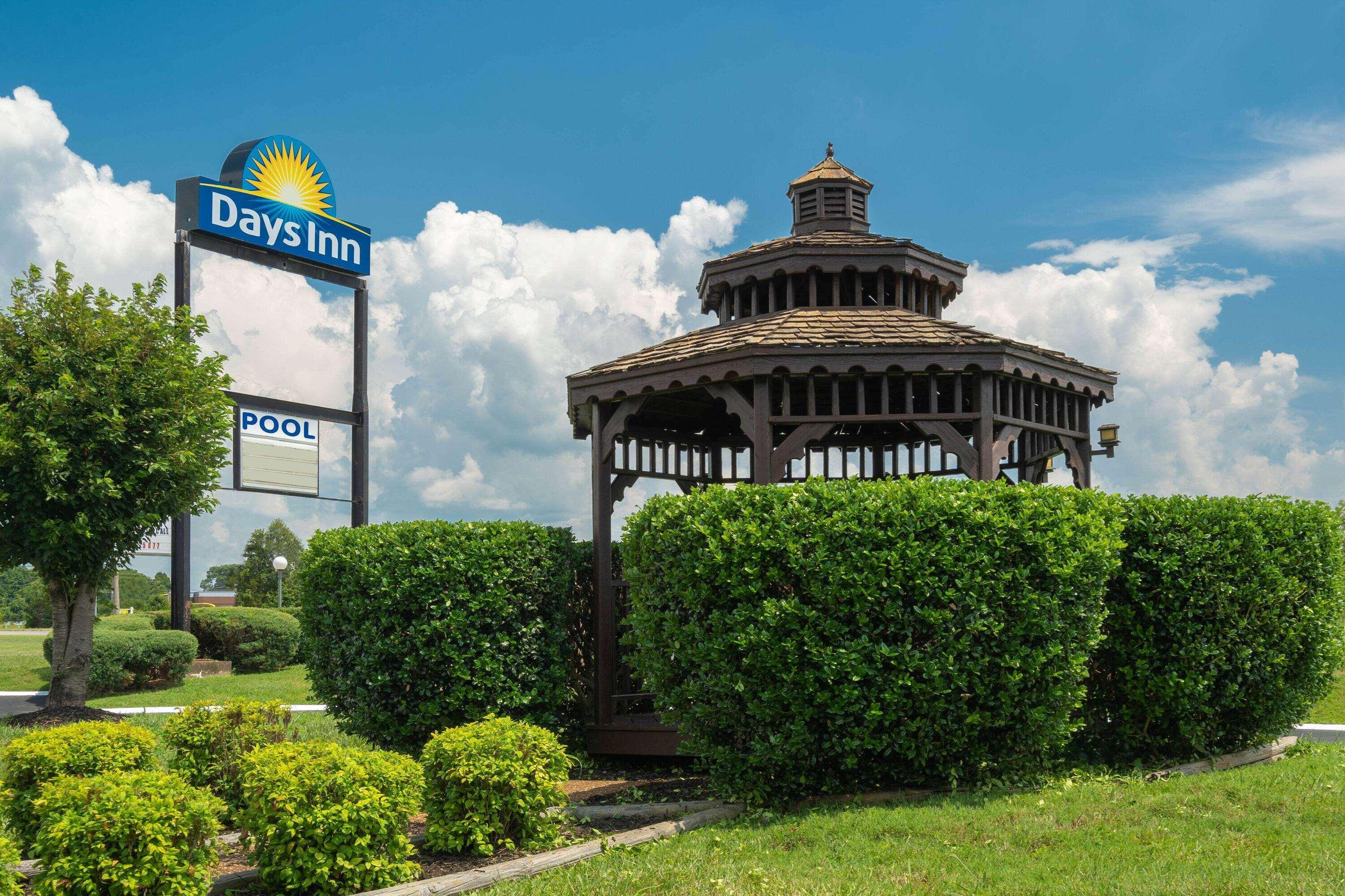 Days Inn by Wyndham Clarksville TN Eksteriør bilde