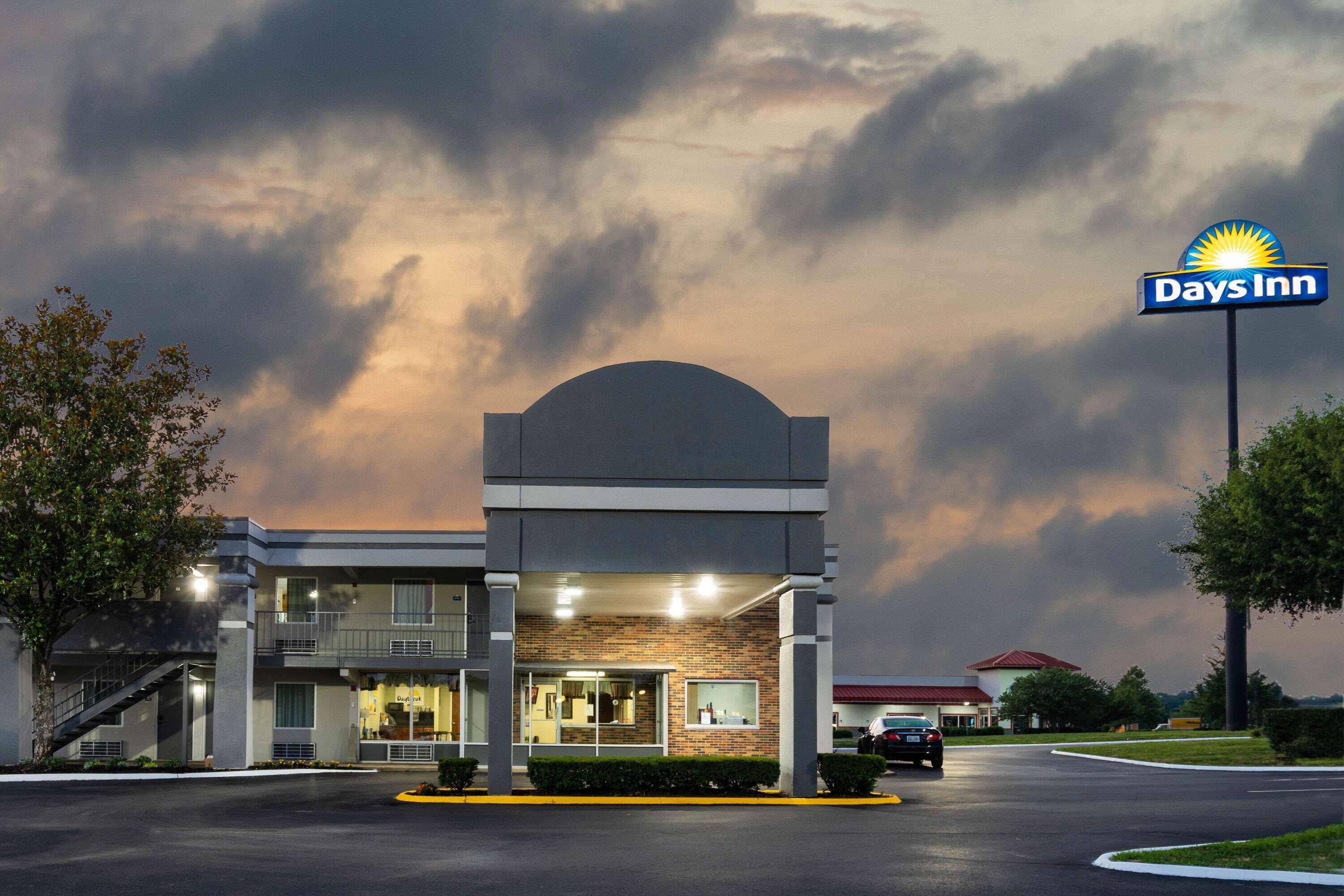 Days Inn by Wyndham Clarksville TN Eksteriør bilde