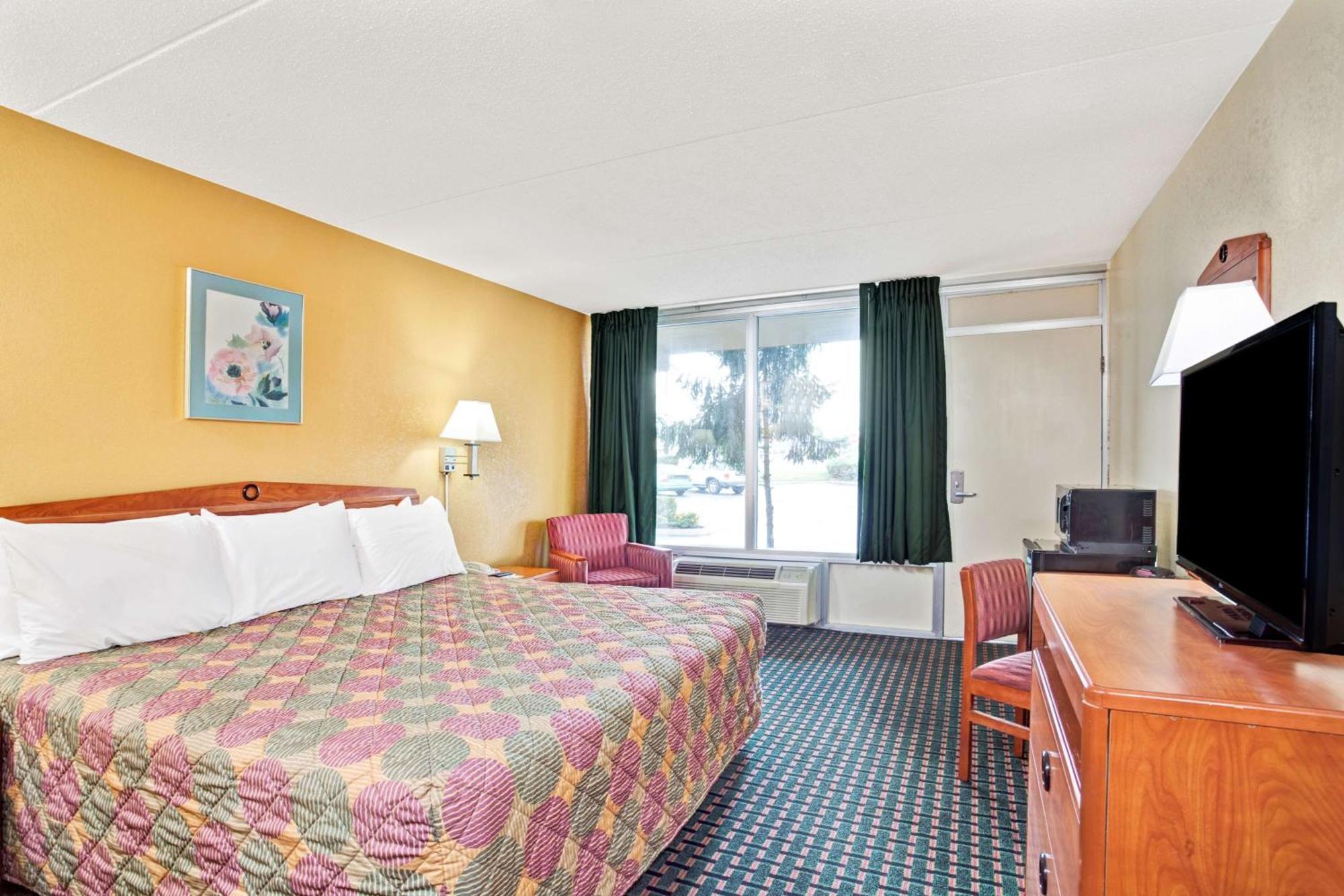 Days Inn by Wyndham Clarksville TN Eksteriør bilde