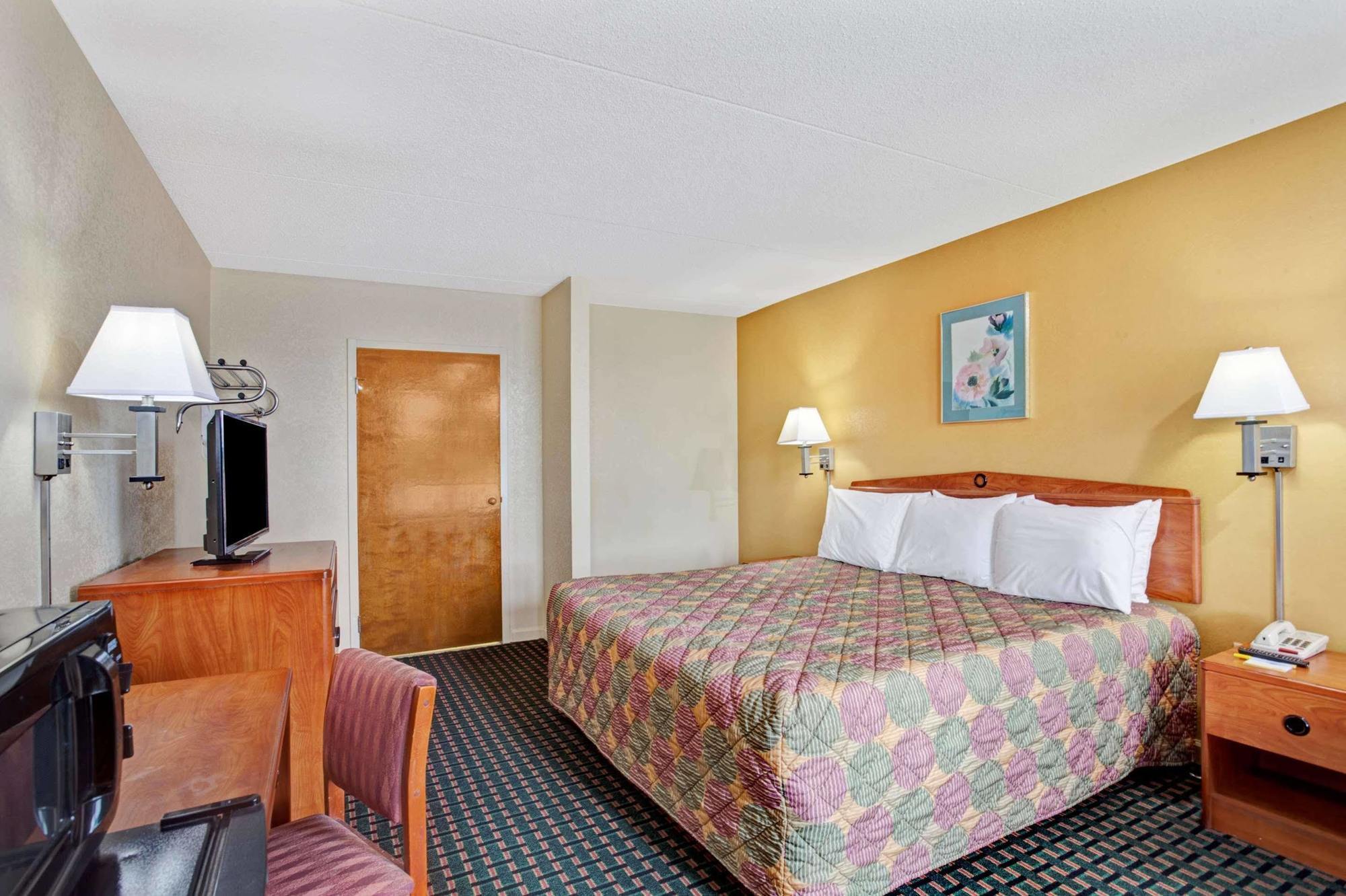 Days Inn by Wyndham Clarksville TN Eksteriør bilde